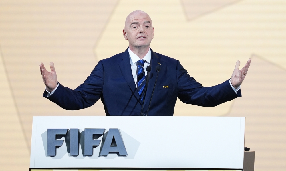 背後是他辛 背後是他辛